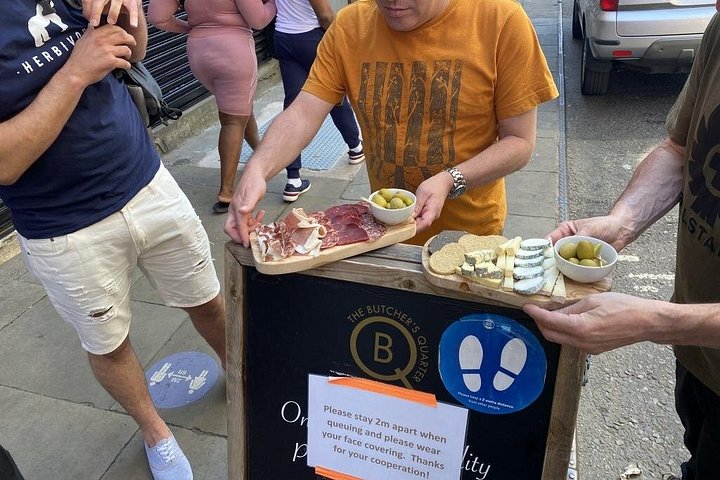 Guided food tour exploring Manchester's historic and modern culinary hotspots, photo 25 | wizardtrip