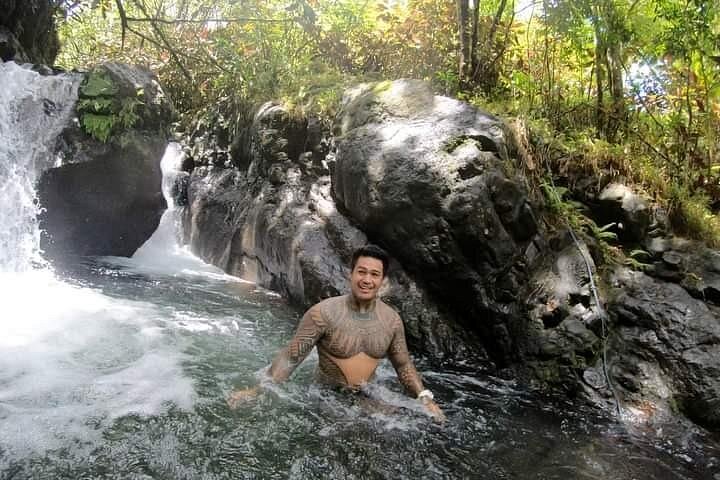 Eventyrlig 4x4-tur gjennom Tahitis frodige innland, med fossefall, fjell og naturlige bassenger, foto 23 | wizardtrip