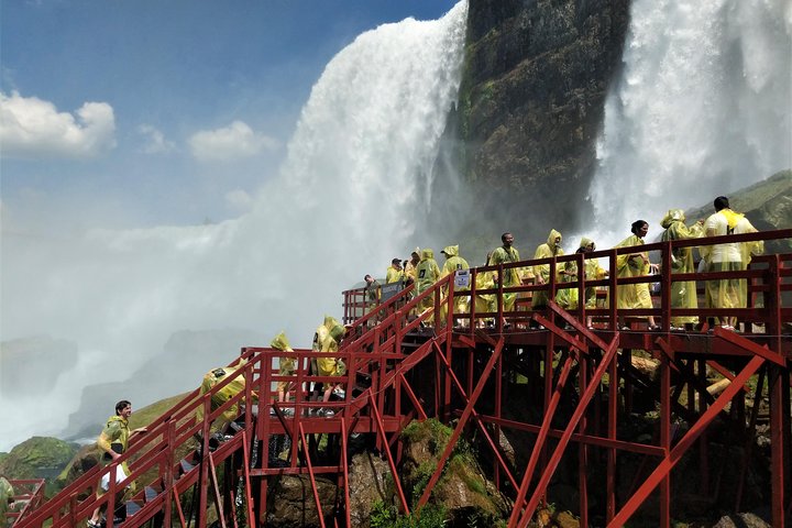 Utforsk Niagara Falls-attraksjoner på både amerikansk og kanadisk side, inkludert båtturer og utsiktstårn, foto 15 | wizardtrip