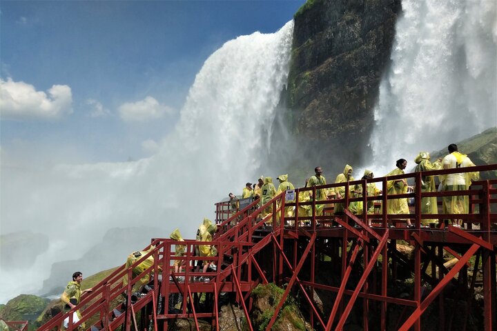 American Side Express Tour with Maid of the Mist Boat Ride & Cave | wizardtrip
