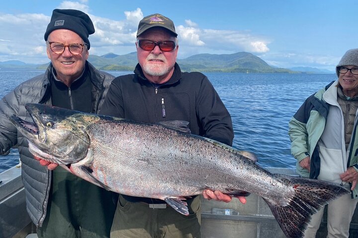 Ketchikan Fiskecharter med lax och hälleflundra | wizardtrip