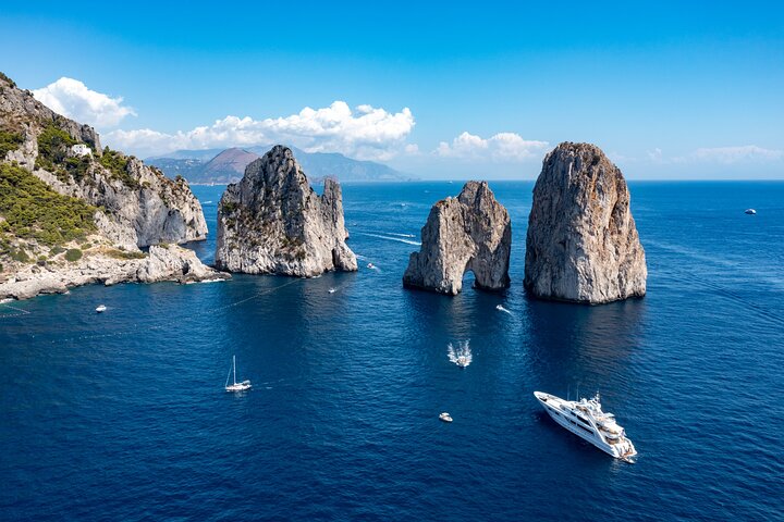 Small Group Day Trip to Capri from Positano or Praiano | wizardtrip