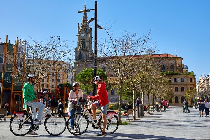 Tour in e-bike alla scoperta della storia, cultura, spiagge e costa panoramica di San Sebastián, foto 8 | wizardtrip