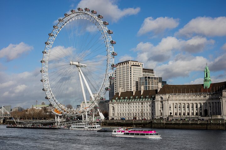 Een schilderachtige 40 minuten durende riviercruise op de Theems in Londen, langs de belangrijkste bezienswaardigheden, foto 12 | wizardtrip