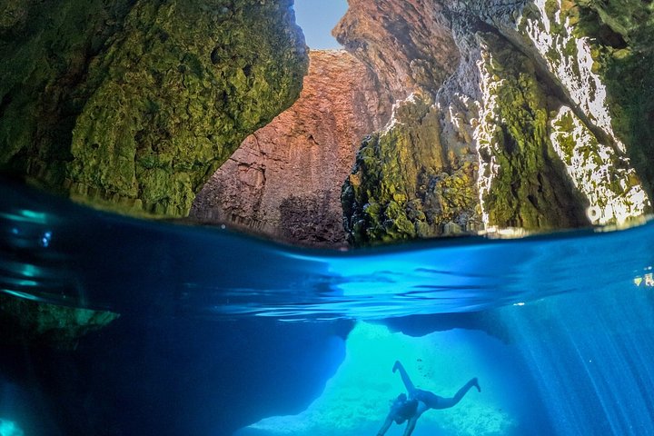 Excursion en bateau pirate tout compris à Pula, Croatie, explorant grottes, phares et îles, photo 50 | wizardtrip