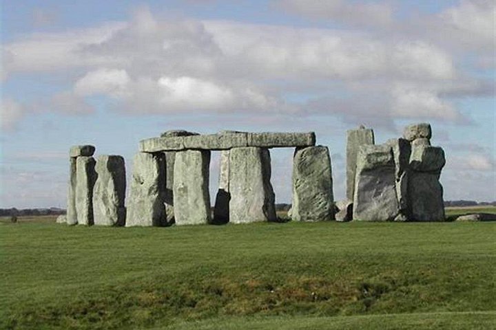 Private tour visiting Windsor Castle, Stonehenge, and the Roman Baths in Bath, England, photo 10 | wizardtrip