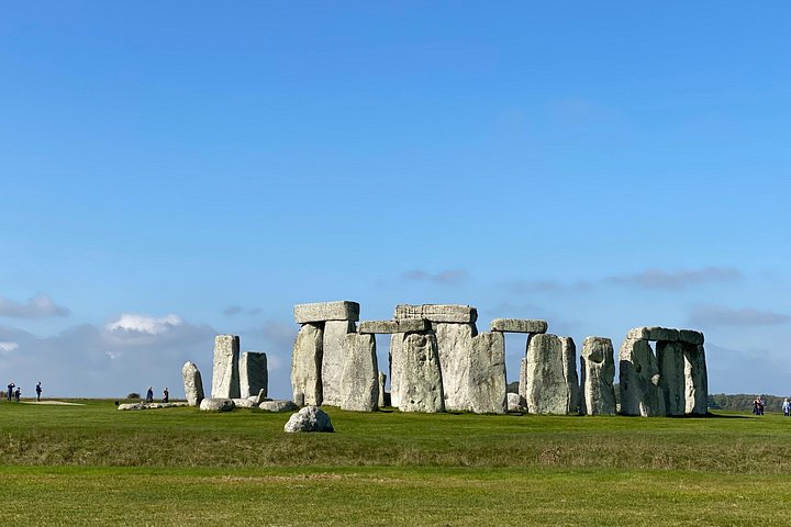 Private tour visiting Windsor Castle, Stonehenge, and the Roman Baths in Bath, England, photo 14 | wizardtrip