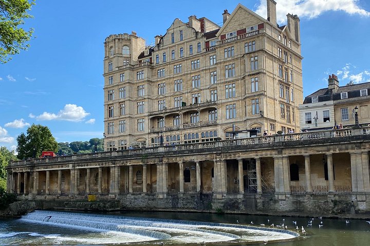 Private tour visiting Windsor Castle, Stonehenge, and the Roman Baths in Bath, England, photo 19 | wizardtrip