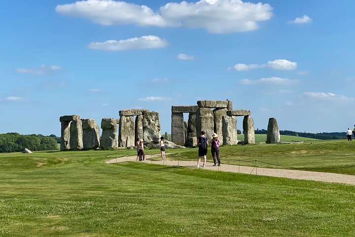 Private tour visiting Windsor Castle, Stonehenge, and the Roman Baths in Bath, England, photo 26 | wizardtrip
