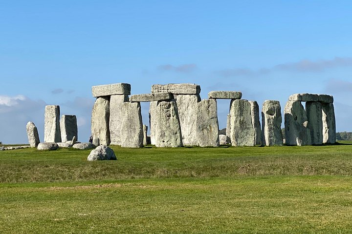 Private tour visiting Windsor Castle, Stonehenge, and the Roman Baths in Bath, England, photo 34 | wizardtrip