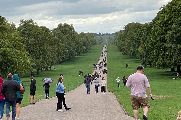 Private tour visiting Windsor Castle, Stonehenge, and the Roman Baths in Bath, England, photo 45 | wizardtrip