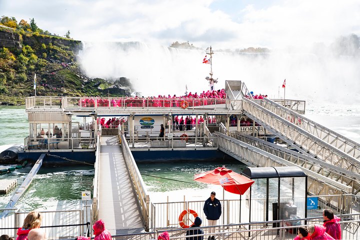 Tagesausflug zu den Niagarafällen von Toronto, inklusive Niagara on the Lake und Bootsfahrt, Foto 27 | wizardtrip