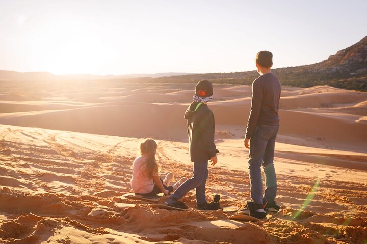 Experimente um emocionante passeio de UTV e aventura de sandboarding no Coral Pink Sand Dunes State Park, Utah, foto 9 | wizardtrip