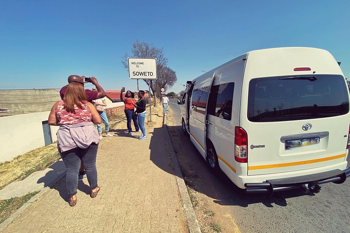 Udforsk Sowetos pulserende kultur og historie på en guidet halvdagstur fra Johannesburg, foto 25 | wizardtrip