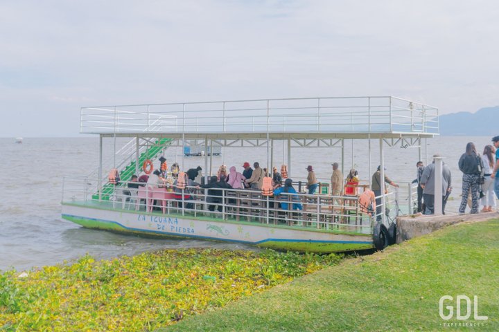 Private tour to Lake Chapala and Ajijic from Guadalajara, Mexico, featuring tequila tasting and scenic views, photo 21 | wizardtrip