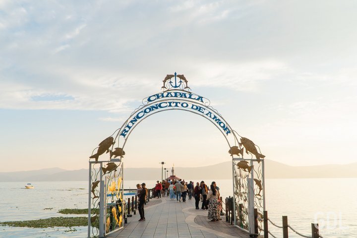 Private tour to Lake Chapala and Ajijic from Guadalajara, Mexico, featuring tequila tasting and scenic views, photo 34 | wizardtrip