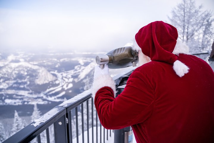 Trajet en téléphérique à Banff offrant des vues panoramiques sur le mont Sulphur et les Rocheuses canadiennes, photo 18 | wizardtrip