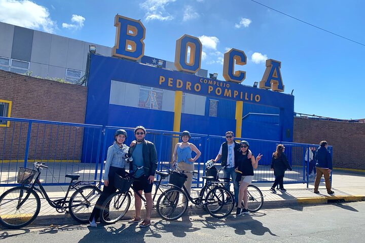 Een begeleide fietstocht die de levendige straten, historische bezienswaardigheden en groene ruimtes van Buenos Aires verkent, foto 12 | wizardtrip