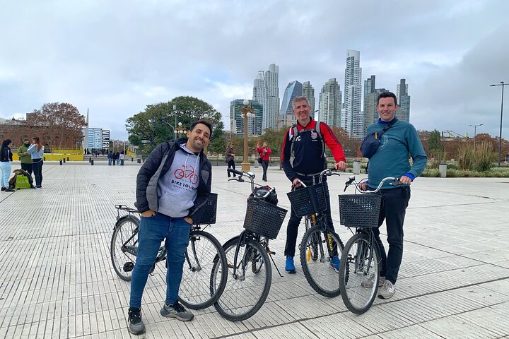 Een begeleide fietstocht die de levendige straten, historische bezienswaardigheden en groene ruimtes van Buenos Aires verkent, foto 19 | wizardtrip