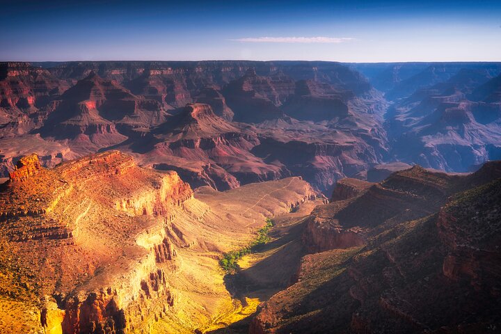 En guidet tur til Grand Canyons South Rim, der viser udsigtspunkter og historiske bygninger, foto 14 | wizardtrip