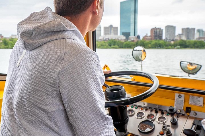 Amphibious Duck Boat tour in Boston, exploring landmarks on land and the Charles River, photo 12 | wizardtrip