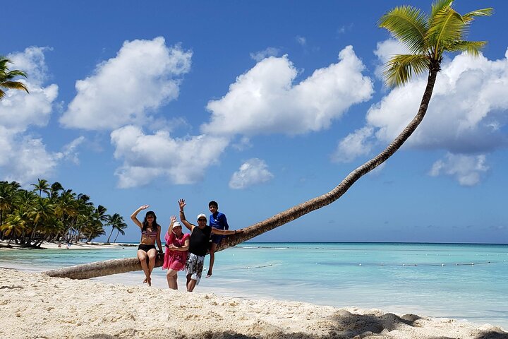 Schnorcheltour mit dem Schnellboot in kleiner Gruppe zur Insel Saona, Dominikanische Republik, mit Stränden, Schnorcheln und lokaler Kultur, Foto 15 | wizardtrip