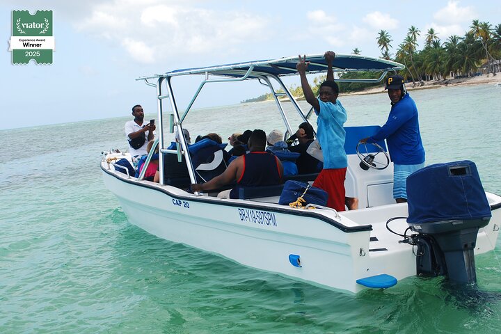 Schnorcheltour mit dem Schnellboot in kleiner Gruppe zur Insel Saona, Dominikanische Republik, mit Stränden, Schnorcheln und lokaler Kultur, Foto 22 | wizardtrip