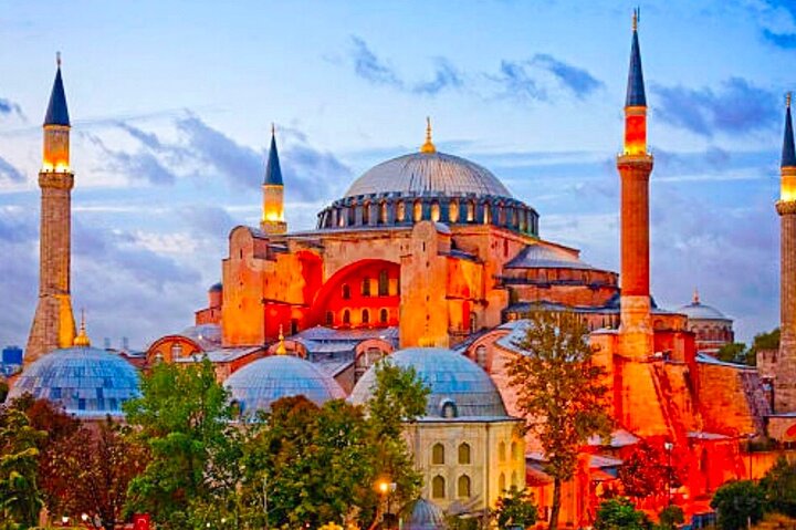 Visite Guidée Privée d'une Journée à Istanbul : Sites Historiques Majeurs | wizardtrip