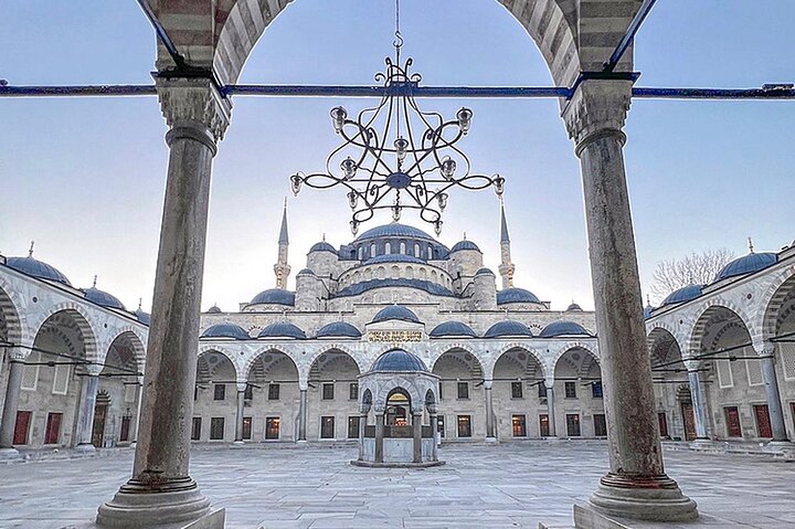 Visite guidée privée des sites historiques d'Istanbul, incluant la Mosquée Bleue, Sainte-Sophie et le Palais de Topkapi, photo 6 | wizardtrip