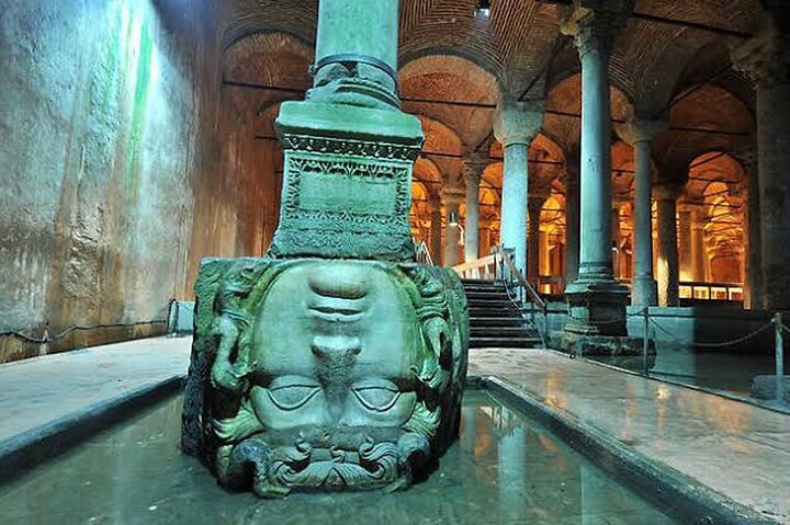 Visite guidée privée des sites historiques d'Istanbul, incluant la Mosquée Bleue, Sainte-Sophie et le Palais de Topkapi, photo 10 | wizardtrip