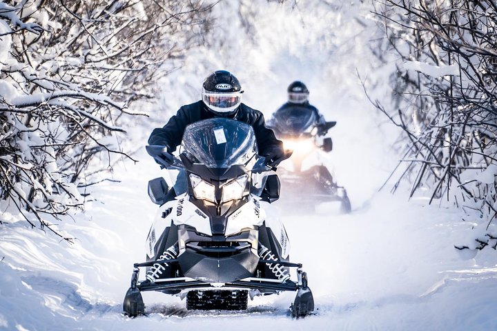 Guided Fairbanks Snowmobile Tour | wizardtrip