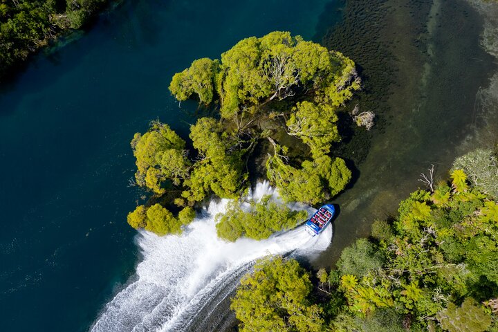 Esaltante giro in jet boat sul fiume Waikato fino alle Huka Falls, Taupo, Nuova Zelanda, foto 7 | wizardtrip
