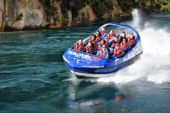 Esaltante giro in jet boat sul fiume Waikato fino alle Huka Falls, Taupo, Nuova Zelanda, foto 8 | wizardtrip