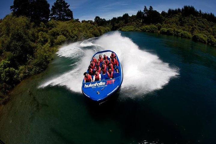 Esaltante giro in jet boat sul fiume Waikato fino alle Huka Falls, Taupo, Nuova Zelanda, foto 10 | wizardtrip