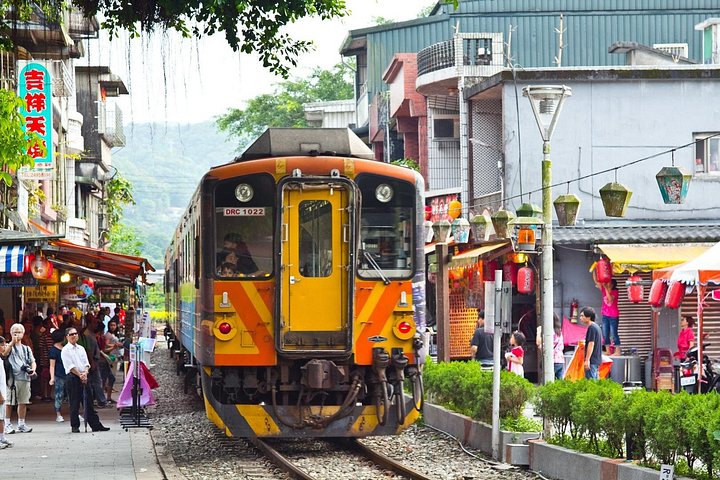 Tagesausflug von Taipeh zum Yehliu Geopark, zur Jiufen Altstadt und zur Pingxi Himmelslaterne, Foto 34 | wizardtrip