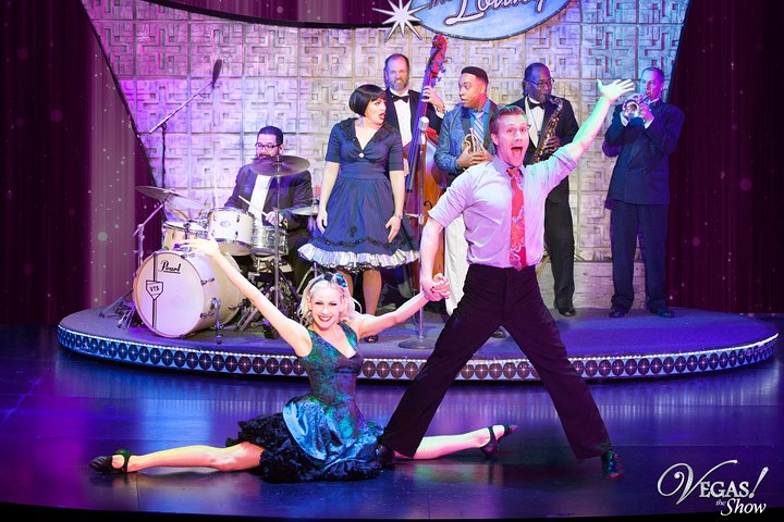 Espetáculo de palco com cantores e showgirls em Las Vegas, foto 7 | wizardtrip