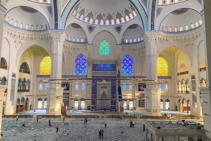 Heldagstur i Istanbul, der dækker både asiatiske og europæiske sider, inklusive Bosporus-cruise og kabelbane, foto 6 | wizardtrip
