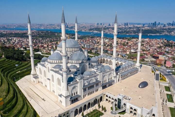 Heldagstur i Istanbul, der dækker både asiatiske og europæiske sider, inklusive Bosporus-cruise og kabelbane, foto 10 | wizardtrip