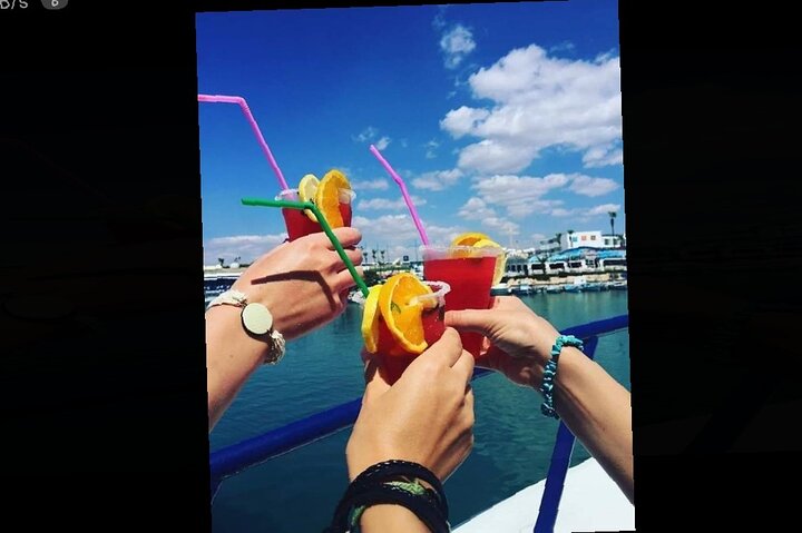 Nyd et afslappende dagkrydstogt til Blue Lagoon og Turtle Cove fra Ayia Napa, Cypern, med svømning og frokost, foto 10 | wizardtrip
