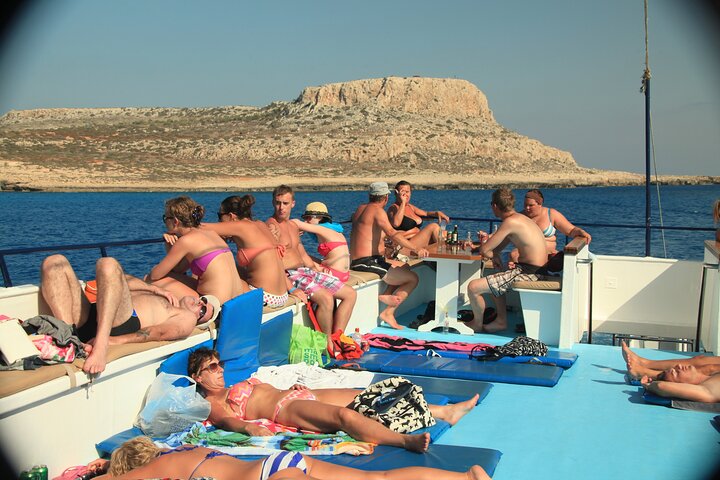 Nyd et afslappende dagkrydstogt til Blue Lagoon og Turtle Cove fra Ayia Napa, Cypern, med svømning og frokost, foto 19 | wizardtrip