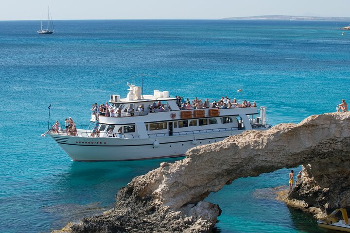 Nyd et afslappende dagkrydstogt til Blue Lagoon og Turtle Cove fra Ayia Napa, Cypern, med svømning og frokost, foto 32 | wizardtrip