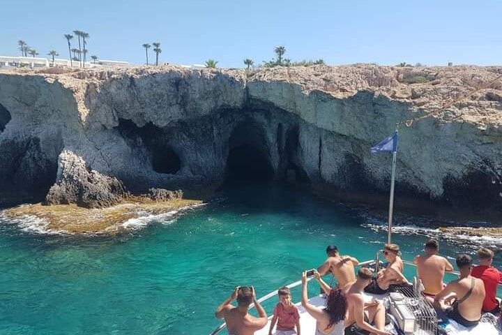 Nyd et afslappende dagkrydstogt til Blue Lagoon og Turtle Cove fra Ayia Napa, Cypern, med svømning og frokost, foto 35 | wizardtrip