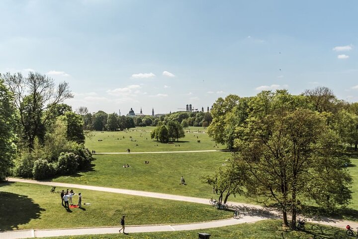 Explorez les rues historiques de Munich, ses Biergärten pittoresques et ses monuments emblématiques lors d'une visite privée personnalisée avec un guide local, photo 17 | wizardtrip