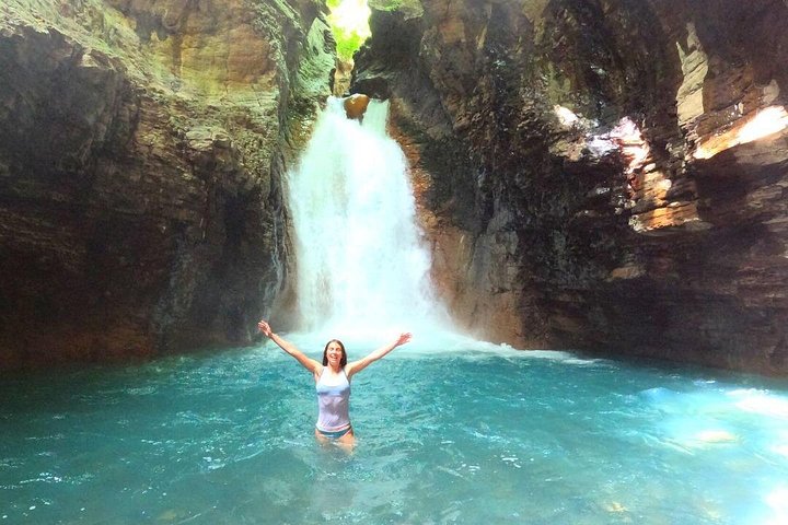 Randonnée aventure privée vers la magnifique cascade La Leona au Guanacaste, Costa Rica, avec forêts luxuriantes et formations géologiques uniques, photo 20 | wizardtrip