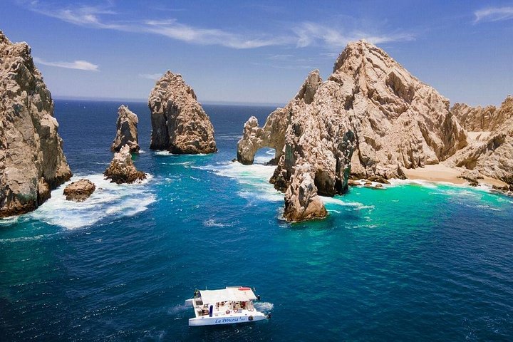 Crociera al Tramonto con Bevande e Snack Illimitati a Cabo San Lucas | wizardtrip