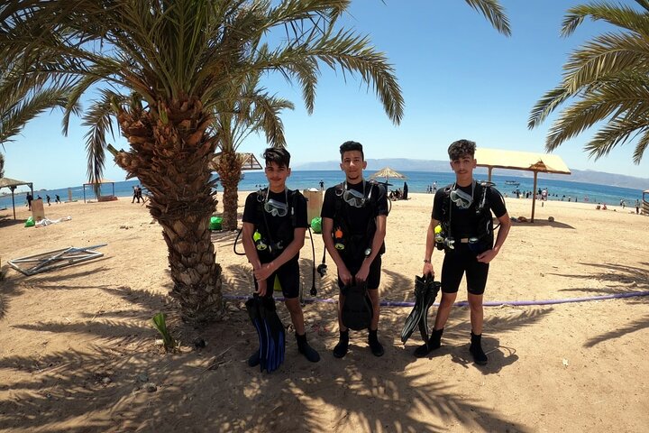 Aventura privada de buceo en el Mar Rojo, Aqaba, Jordania, explorando la vida marina y naufragios, foto 21 | wizardtrip