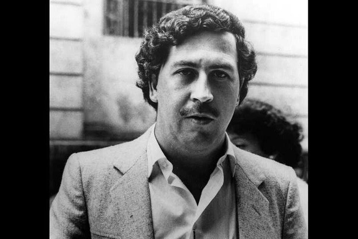 Pablo Escobar à Medellin : Les lieux qui racontent son histoire | wizardtrip