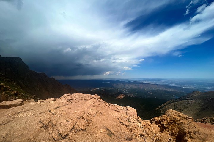 Jeep-tur til toppen af Pikes Peak, Colorado Springs, USA, med bjergudsigt og unikke stop, foto 13 | wizardtrip