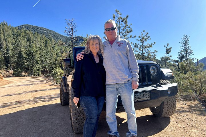 Tour panoramico in Jeep attraverso Garden of the Gods, Manitou Springs e Old Stage Road a Colorado Springs, foto 12 | wizardtrip