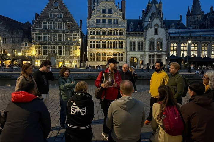 Visite guidée à pied en soirée explorant les secrets historiques, les mythes et légendes de Gand, photo 6 | wizardtrip